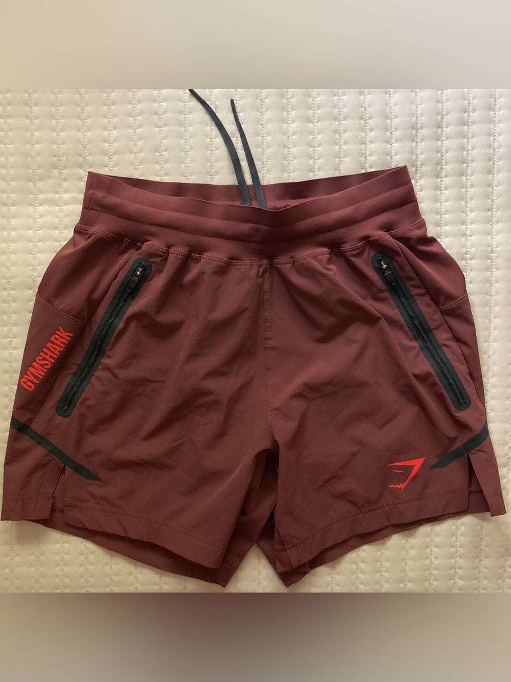 Gymshark Apex Athletic Shorts Men’s XS Cherry Brown 5” Pockets Poly Stretch